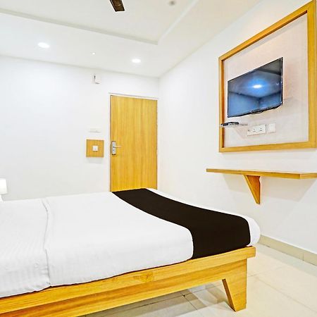 Super Hotel O Raipur Екстериор снимка