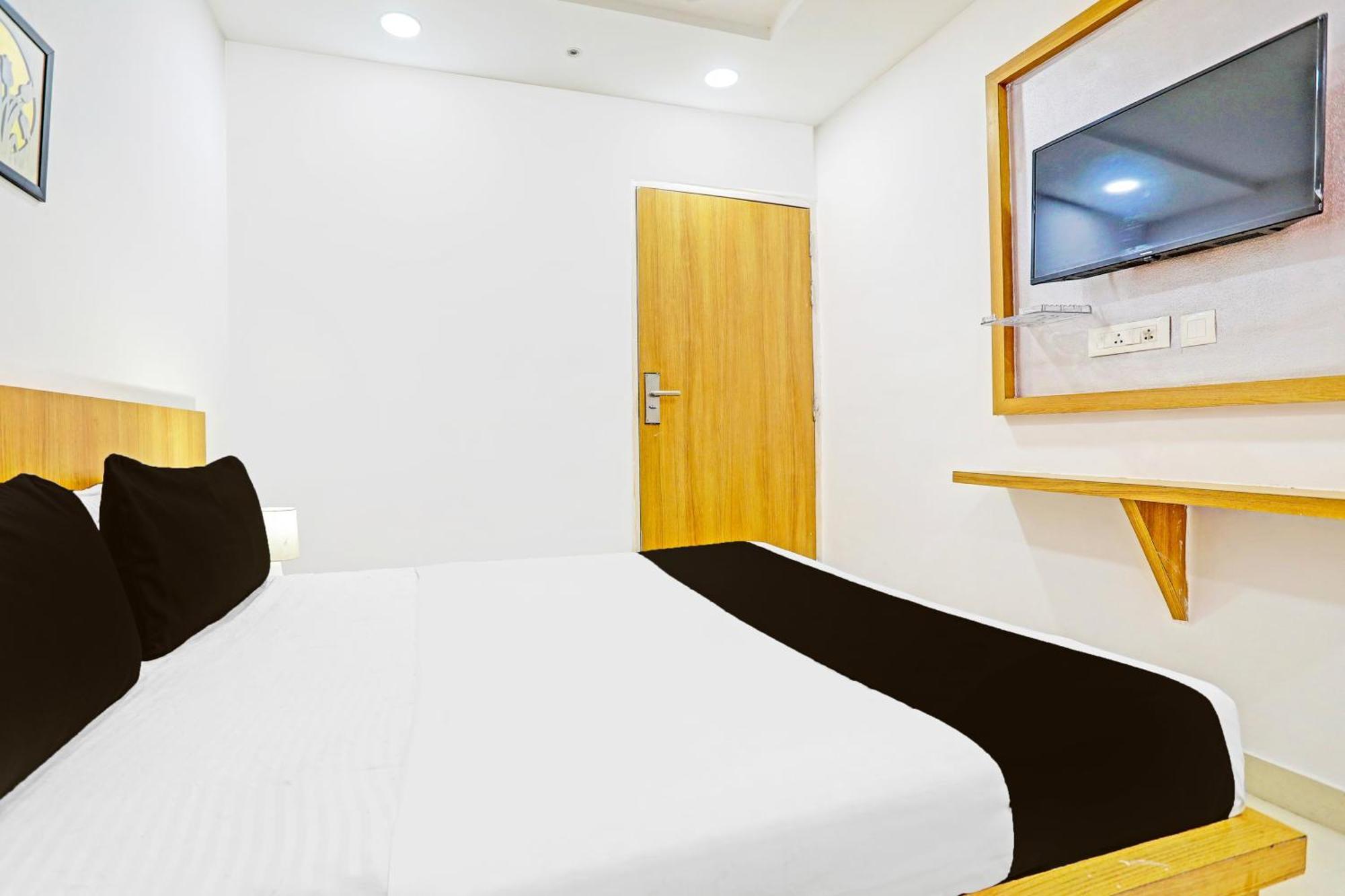 Super Hotel O Raipur Екстериор снимка