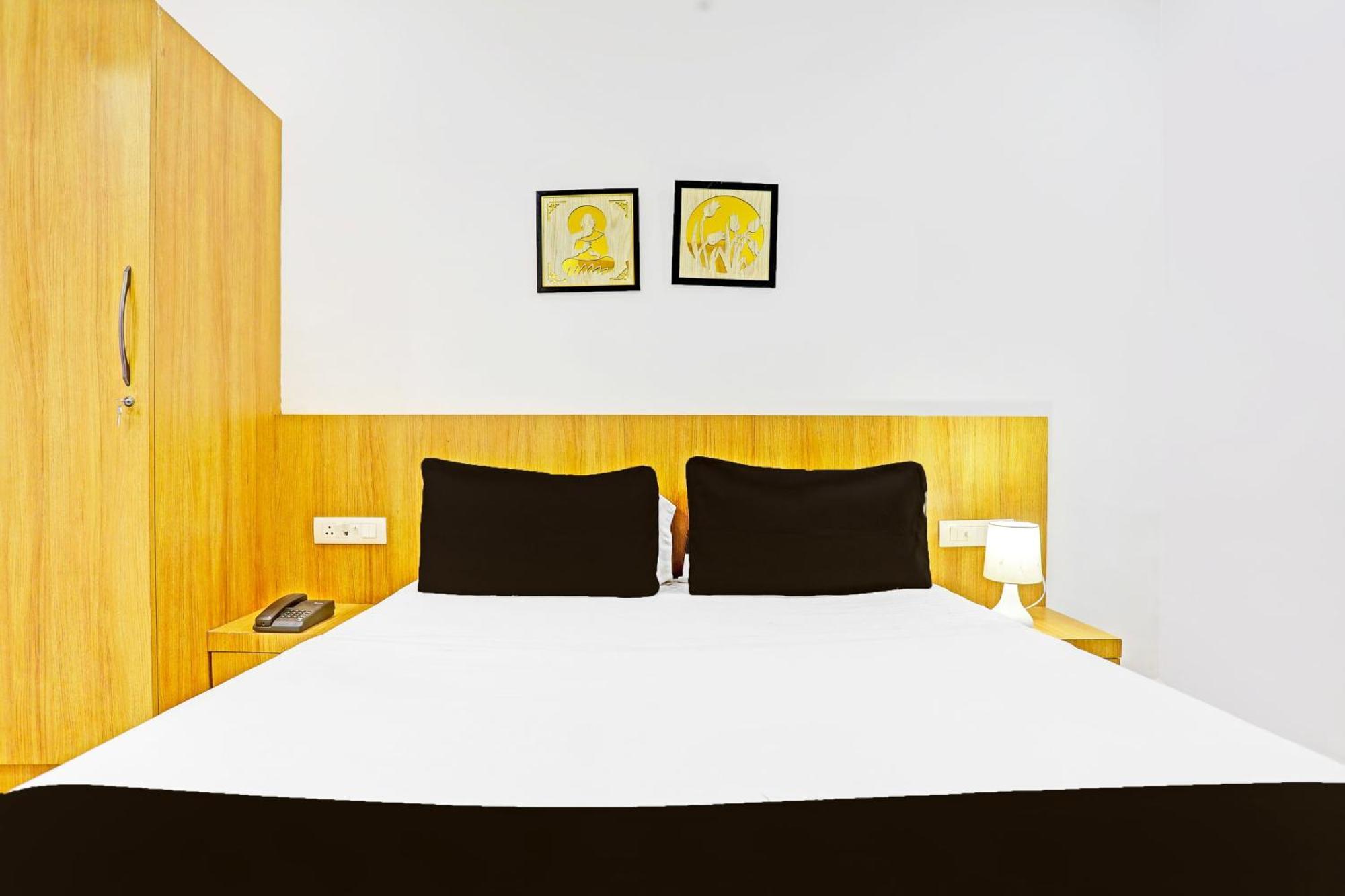 Super Hotel O Raipur Екстериор снимка